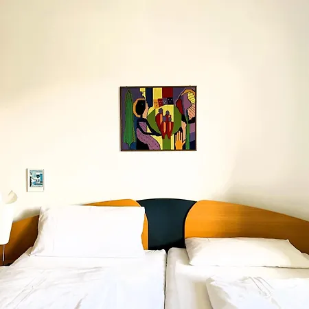 Wolff, Hasenkamp * Вик-ауф-Фёр